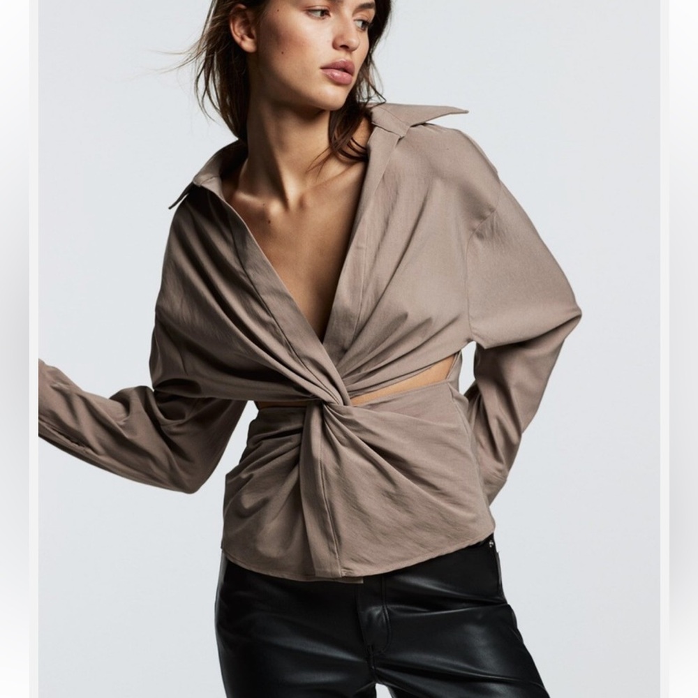 Zara Shirt With twist and Cut Out Detail, size Medium. Taupe 2143/259 Retail:$50